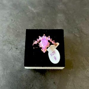 Beautiful, new Bomb Party Ring